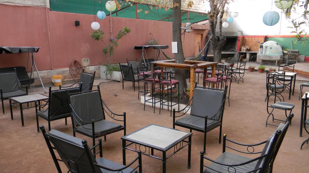 Punto Urbano Hostel เมนโดซา ภายนอก รูปภาพ
